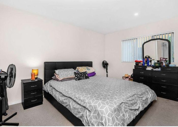  at 98 Popokatea Drive, Takanini, Papakura, Auckland