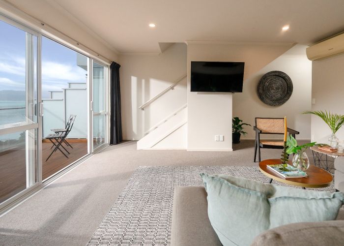  at 17F Onslow Road, Khandallah, Wellington