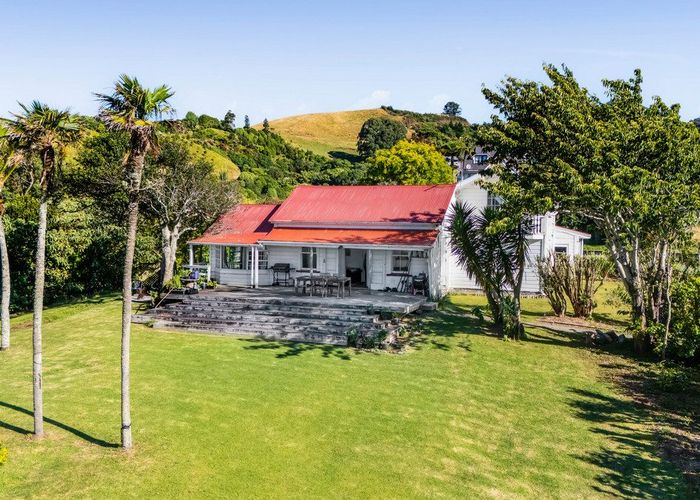  at 161 Wairau Road, Kaitake