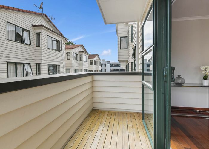 Free property data for 271D Manukau Road, Epsom, Auckland homes.co.nz