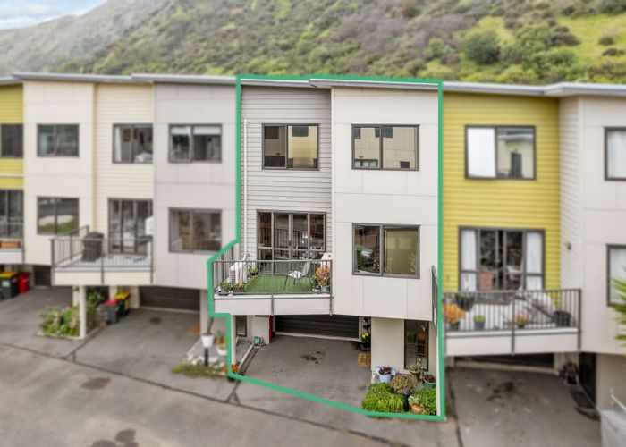  at 5/8 Wellington Road, Paekakariki, Kapiti Coast, Wellington