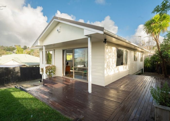  at 25 Loughanure Place, Massey, Waitakere City, Auckland