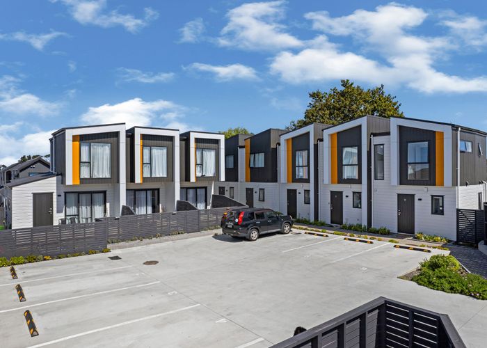  at 4/9 Peace Avenue, Mount Wellington, Auckland City, Auckland