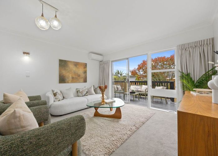  at 2/49 Littlejohn Street, Hillsborough, Auckland City, Auckland