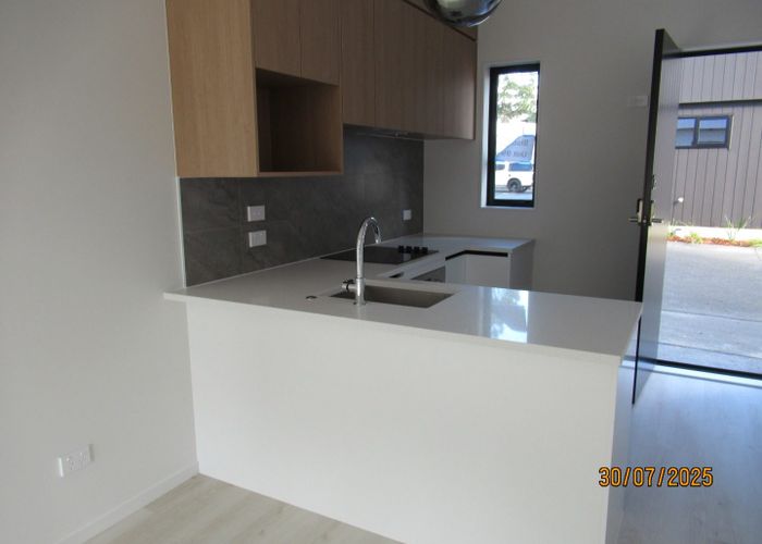  at 16 Tahepuia Lane, Mount Wellington, Auckland City, Auckland