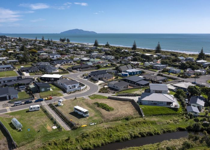 For sale 11 & 13 Seagrass Place, Otaki Beach, Kapiti Coast