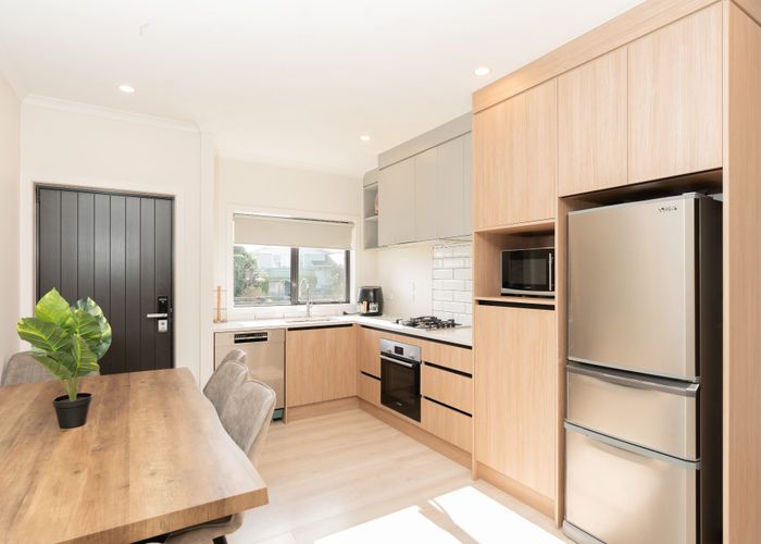  at 1/32 Glenview Terrace, Glenview, Hamilton, Waikato