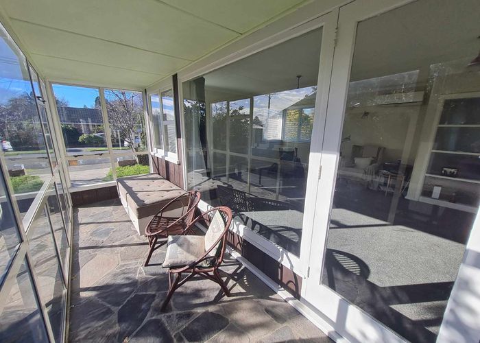  at 6 Woodford Terrace, Ilam, Christchurch City, Canterbury