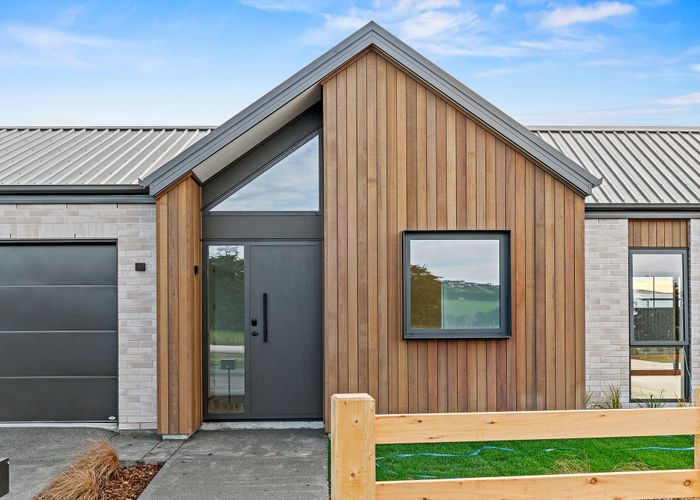  at 1 Greystone Close, Halswell, Christchurch City, Canterbury