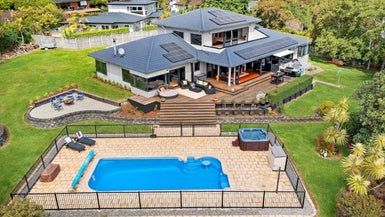  at 4 Miran Lane, Red Beach, Red Beach