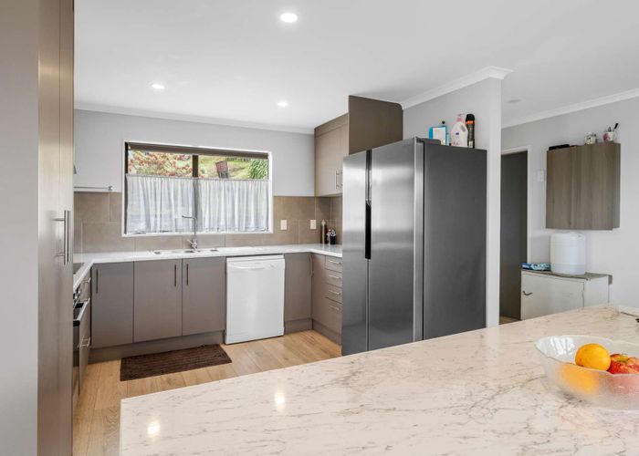  at 8 Parkdale Drive, Aramoho, Whanganui, Manawatu / Whanganui