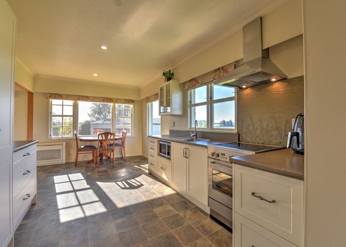  at 8 Alexander Place, Woodlands, Invercargill