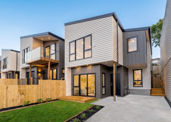  at 3 Terra Nova Street, Glen Eden, Waitakere City, Auckland