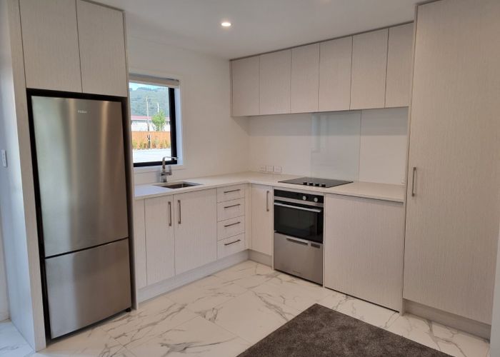  at 2/322 Oxford Terrace, Avalon, Lower Hutt, Wellington
