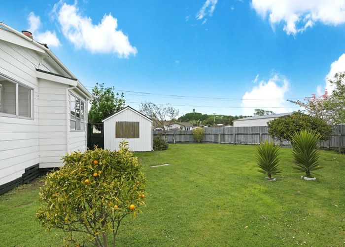  at 15 Burton Avenue, Whanganui East, Whanganui