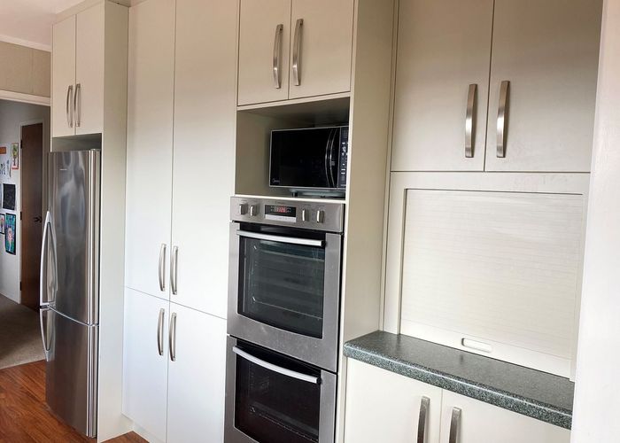  at 31 Beechdale Crescent, Pakuranga Heights, Manukau City, Auckland