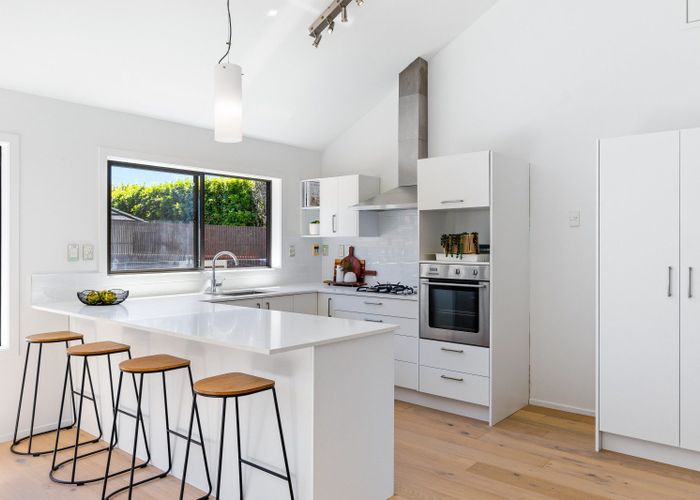 at 36 Wainui Avenue, Point Chevalier, Auckland City, Auckland