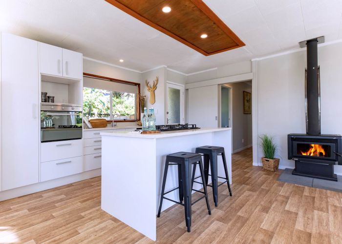  at 196 Glengarry Road, Glen Eden, Auckland
