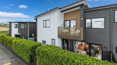  at 76 Ashley Avenue, Long Bay, Auckland
