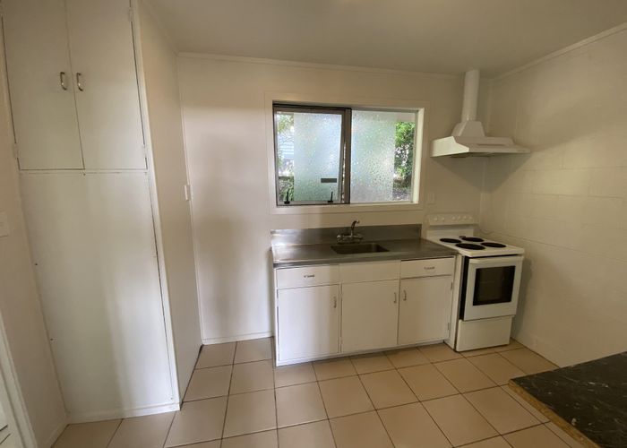  at 2/12 Renfrew Avenue, Sandringham, Auckland City, Auckland