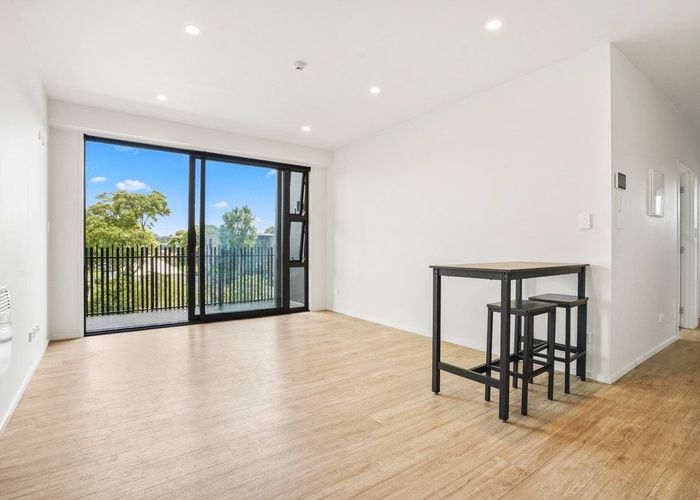 at 204/7E Hinaki Street, Point England, Auckland City, Auckland