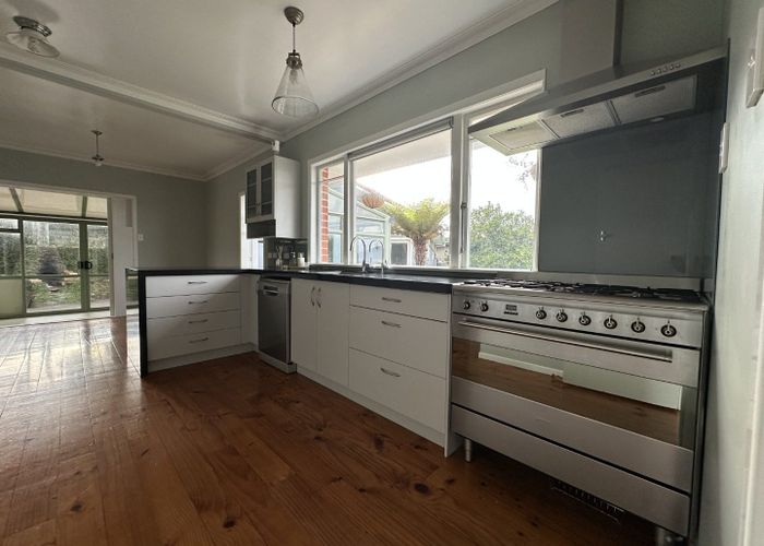  at 2 Sunny Bay Road, Matua, Tauranga, Bay Of Plenty