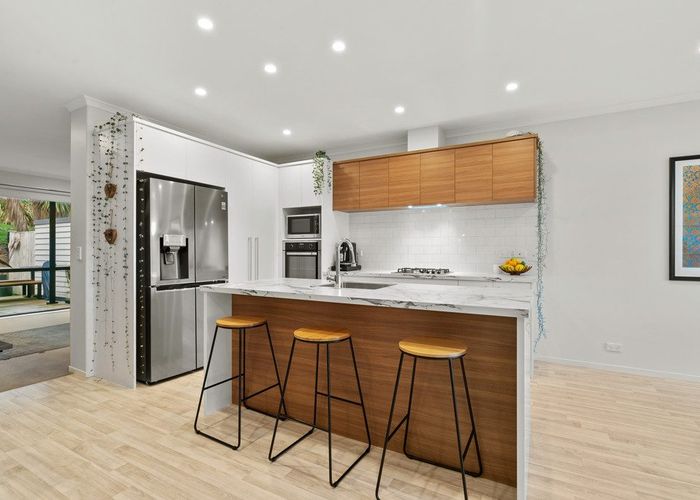  at 30 Matairangi Avenue, Totara Heights, Manukau City, Auckland