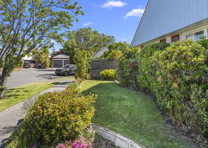  at 4 Parkinson Place, Ilam, Christchurch