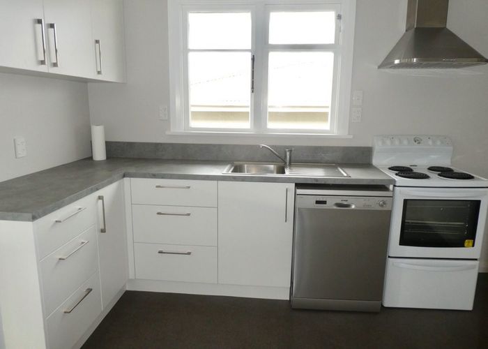  at 9 Barton Street, Brockville, Dunedin