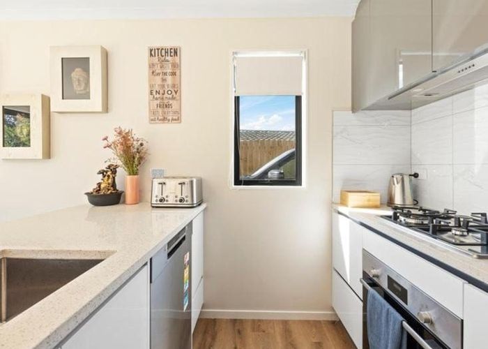  at 13D Bel Air Drive, Hillsborough, Auckland City, Auckland