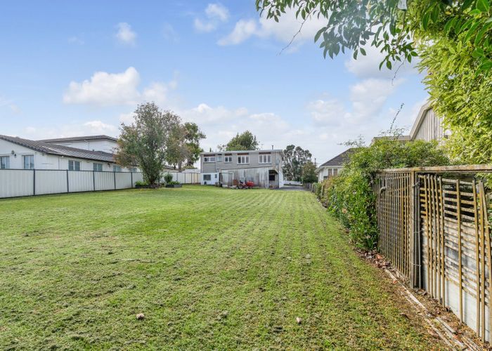  at 67 Beach Road, Mellons Bay, Manukau City, Auckland