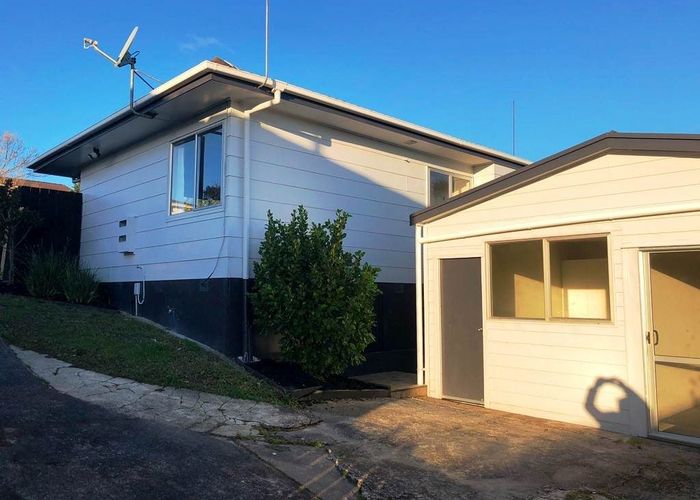  at 1/12 Benchmark Drive, Massey, Waitakere City, Auckland