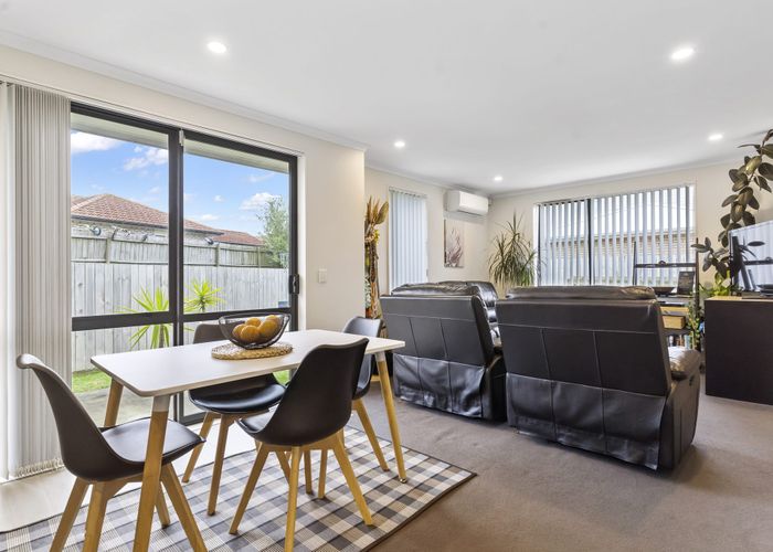  at 12 Koko Mews, Mangere Bridge, Auckland