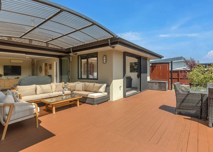  at 6 Portofina Court, Papamoa Beach, Papamoa