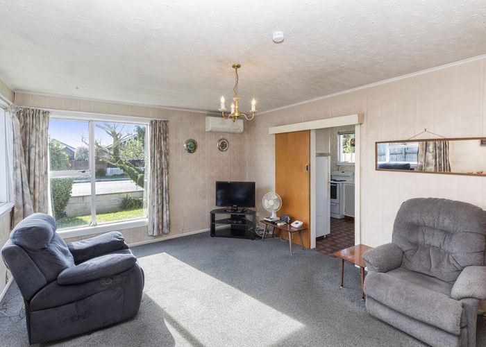  at 1/24 Dunn Street, Somerfield, Christchurch
