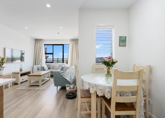  at 401/553c Glenfield Road, Glenfield, North Shore City, Auckland