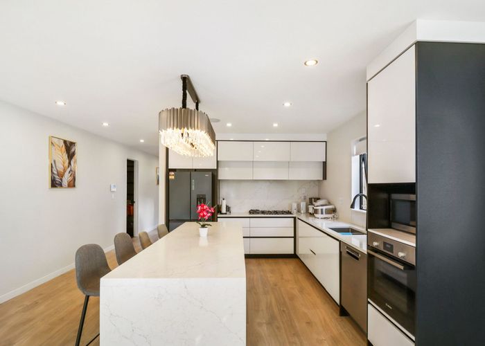  at 27 Drumnaconagher Road, Flat Bush, Manukau City, Auckland