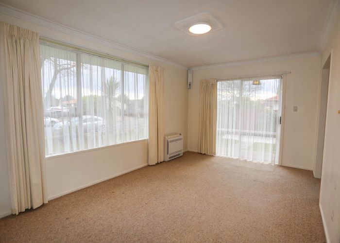  at 6 Karnak Crescent, Russley, Christchurch City, Canterbury