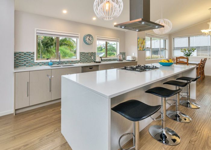  at 9 Valerie Crescent, Albany