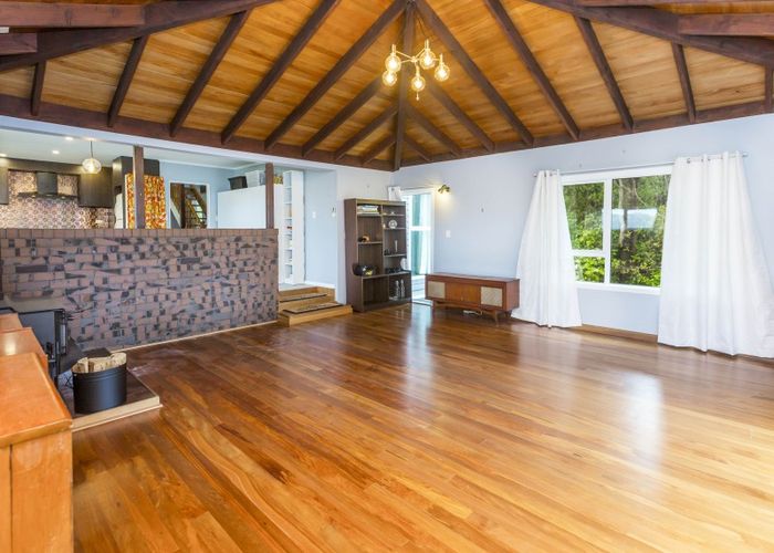  at 88 Avro Road, Blue Mountains, Upper Hutt