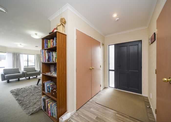  at 5 Lancewood Lane, Roslyn, Palmerston North