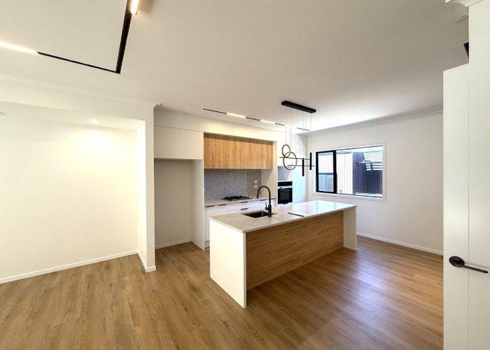  at 2/49 Ngaio Street, Orakei, Auckland City, Auckland