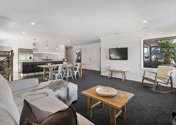  at 6 Waimarama Court, Roslyn, Palmerston North