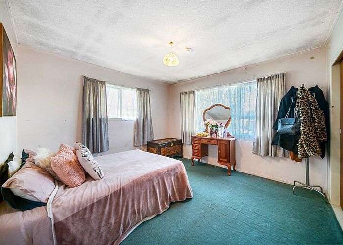  at 593 Massey Road, Mangere, Auckland
