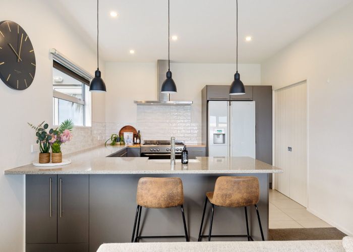 at 4 Patchett Place, Cashmere, Christchurch City, Canterbury