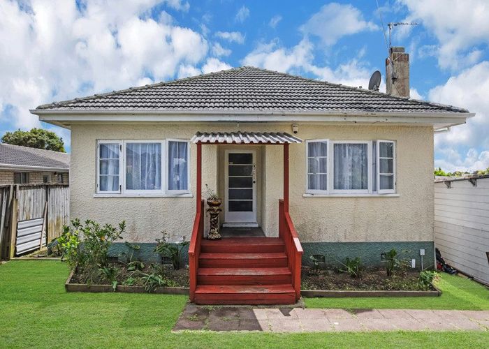  at 12 Gordon Road, Papatoetoe, Manukau City, Auckland