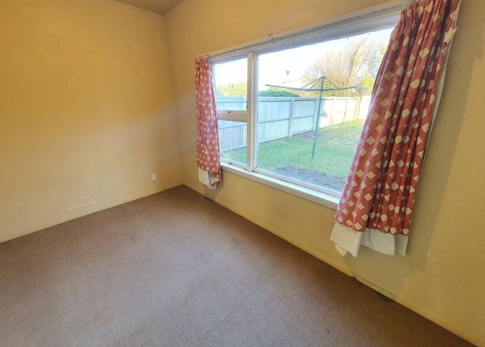  at 25 Marine Parade, North New Brighton, Christchurch