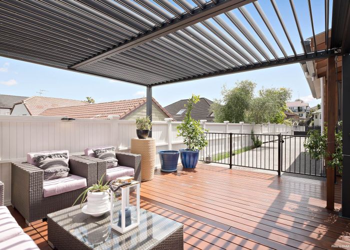  at 76A Ridge Road, Howick, Auckland