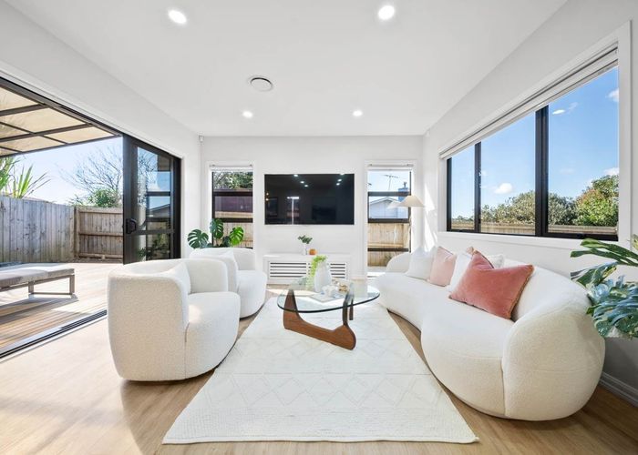  at 17A Ussher Place, Pakuranga Heights, Manukau City, Auckland