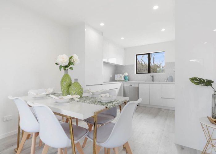  at 3/418 Richardson Road, Mount Roskill, Auckland